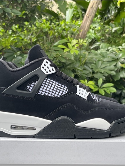 Jordan 4 White Lightning